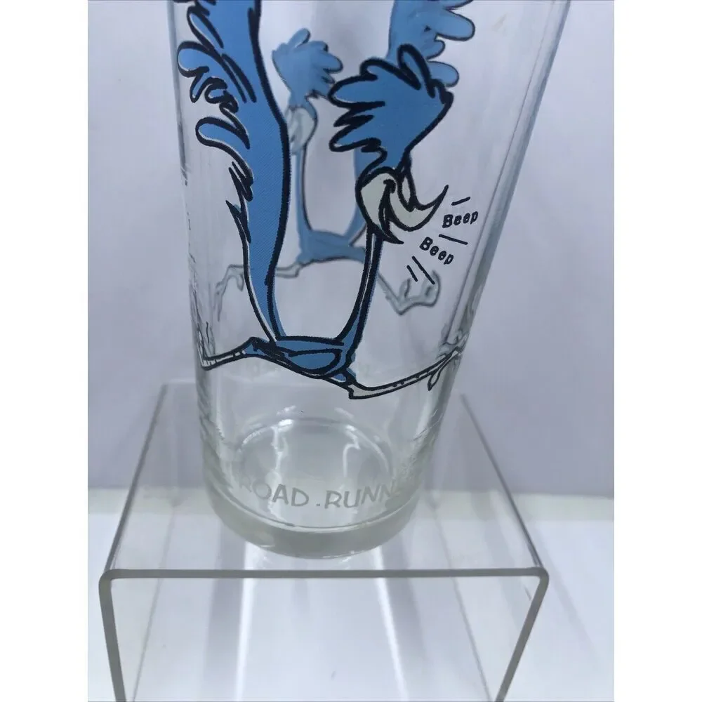 1973 Warner Brothers Road Runner Pepsi Collector Drinking Glass Series. Vintage